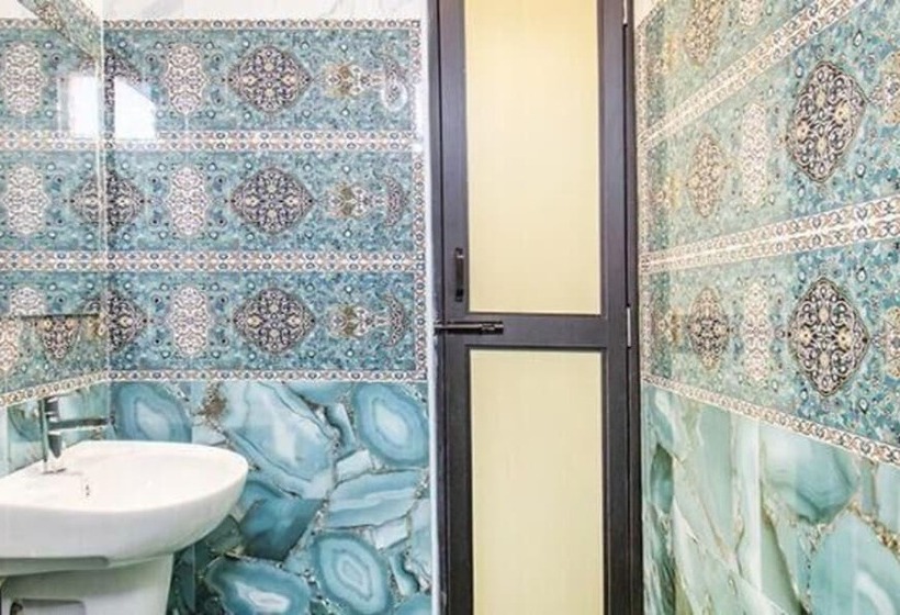 Fabhotel Radha Residency