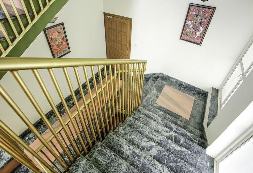 Отель Alankar Elite Inns By Oyo Rooms