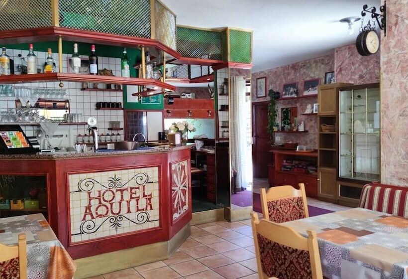 בית מלון כפרי Aquila