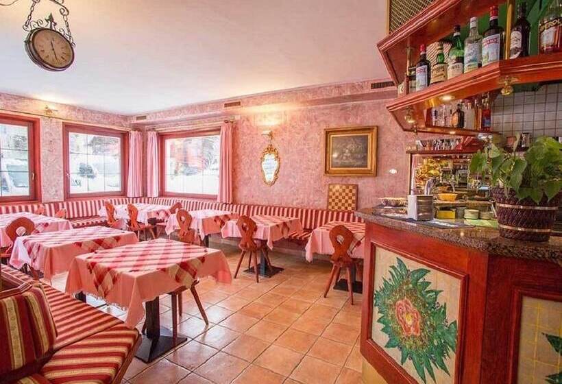 בית מלון כפרי Aquila