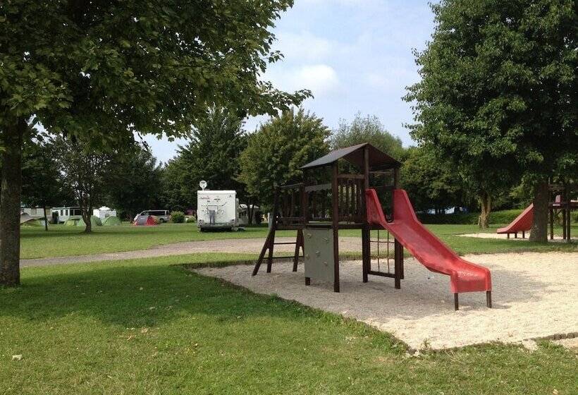 فندق Camping Les Marguerites