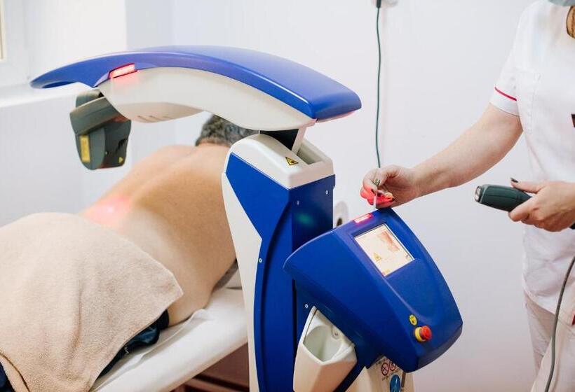 Отель Complex Balnear Cerbul