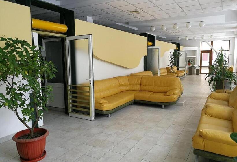 Отель Complex Balnear Cerbul