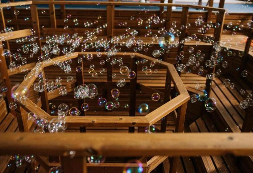 Отель Complex Balnear Cerbul