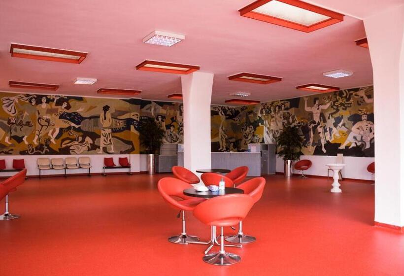 Отель Complex Balnear Cerbul