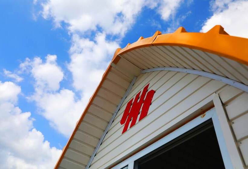 בית מלון כפרי Destino Beach Club Dive Resort And