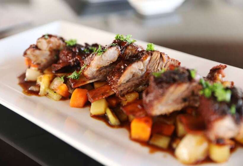 בית מלון כפרי Destino Beach Club Dive Resort And