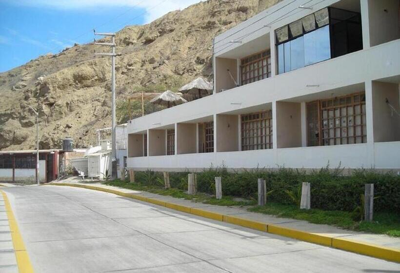 هتل El Merlin Cabo Blanco