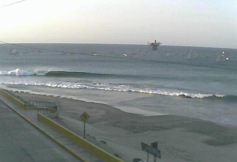 هتل El Merlin Cabo Blanco