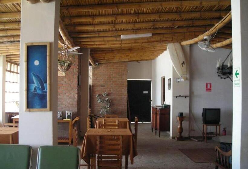 هتل El Merlin Cabo Blanco