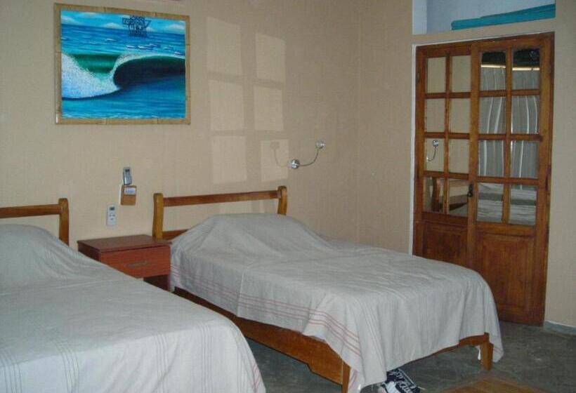 هتل El Merlin Cabo Blanco