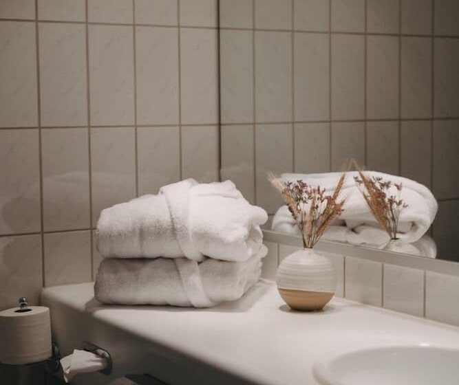 酒店 Engsholms Slott Adults Only