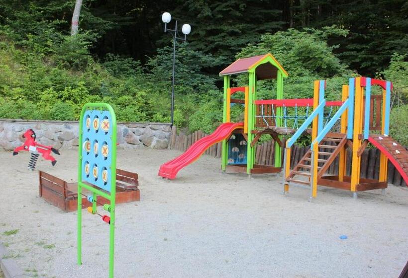 فندق Fantanita Haiducului