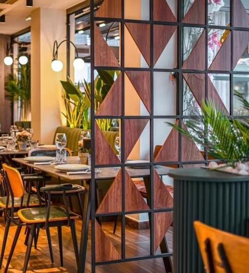 هتل Grand Central