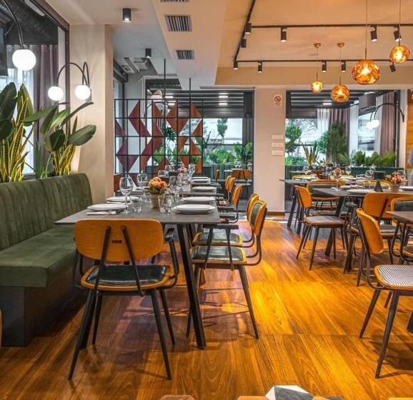 هتل Grand Central