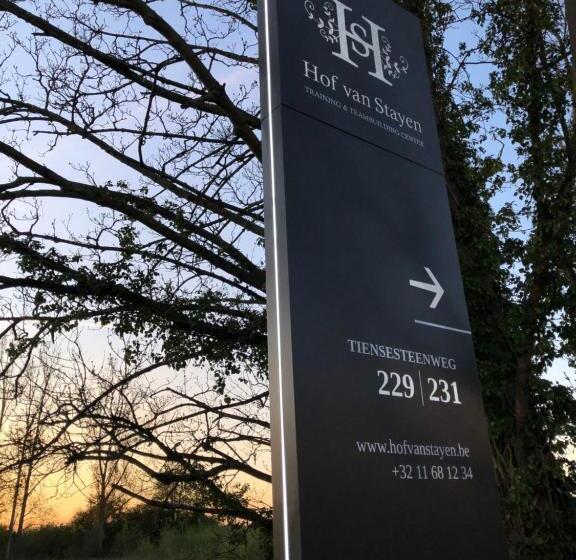 Отель Hof Van Stayen