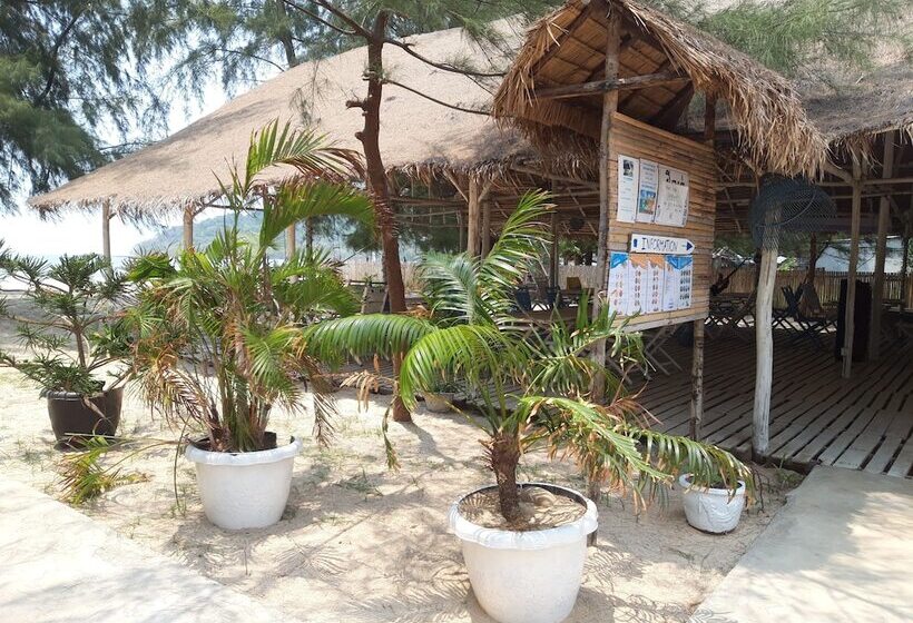 בית מלון כפרי Hula Hula