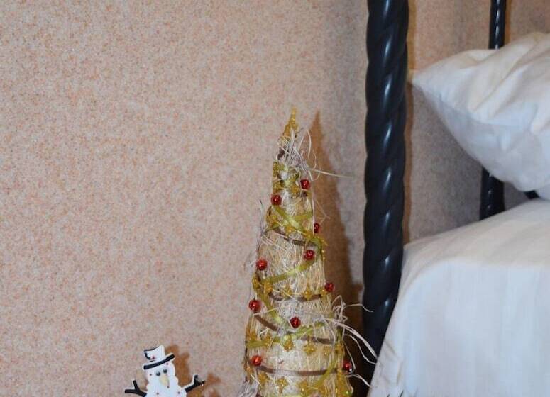 فندق Iceberg Ugry