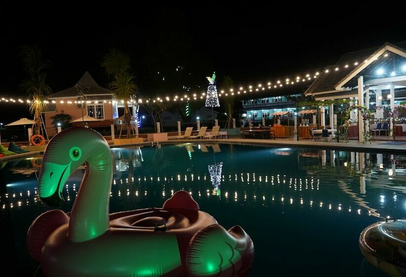 Ilaya Hotel And Resort