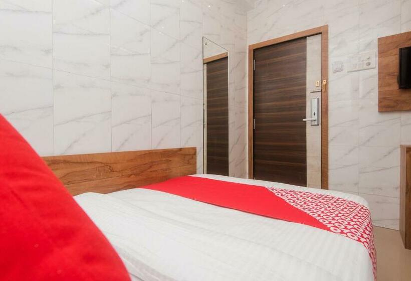 Fabhotel Indore Palace