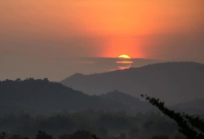 酒店 Kongkarn Bed & Farm Stay