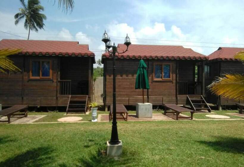 فندق Les Beach Chalets