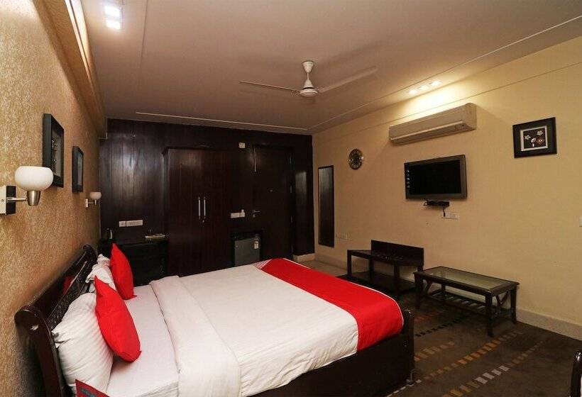 فندق North East Residency By Oyo Rooms