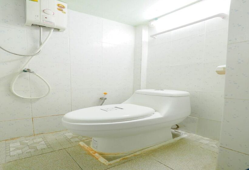 호텔 Oyo 1034 Baan Pun Pun