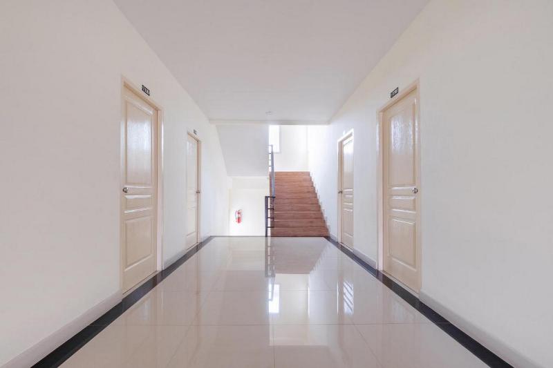 호텔 Oyo 1069 Baan Nong Moo Apartment