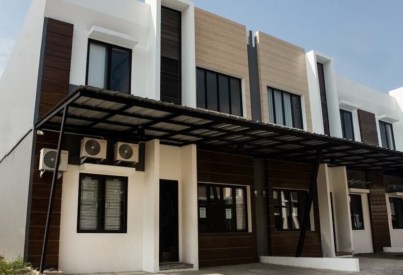 酒店 Oyo 3251 D Daun Inn