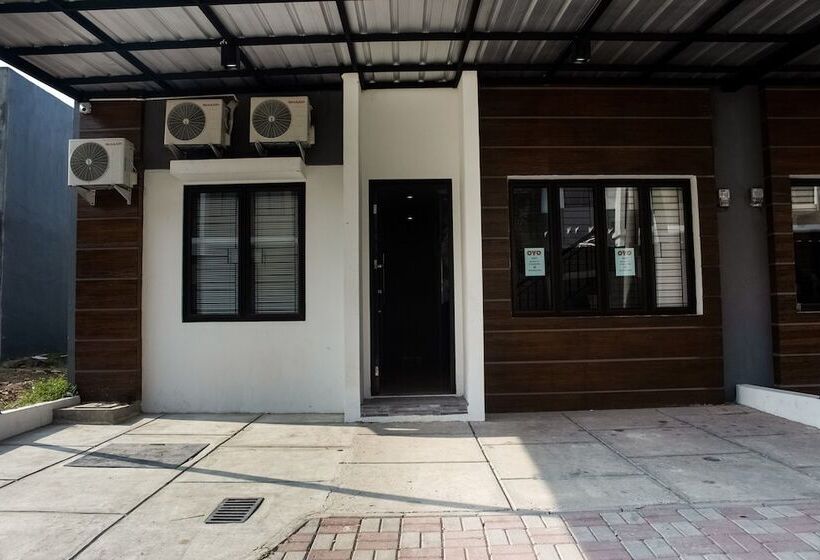 酒店 Oyo 3251 D Daun Inn