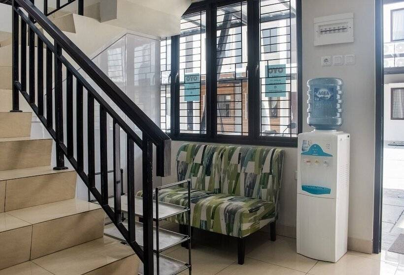 酒店 Oyo 3251 D Daun Inn