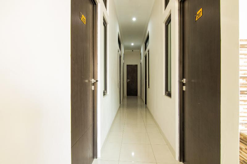 فندق Oyo 3824 Columbus Residence J1