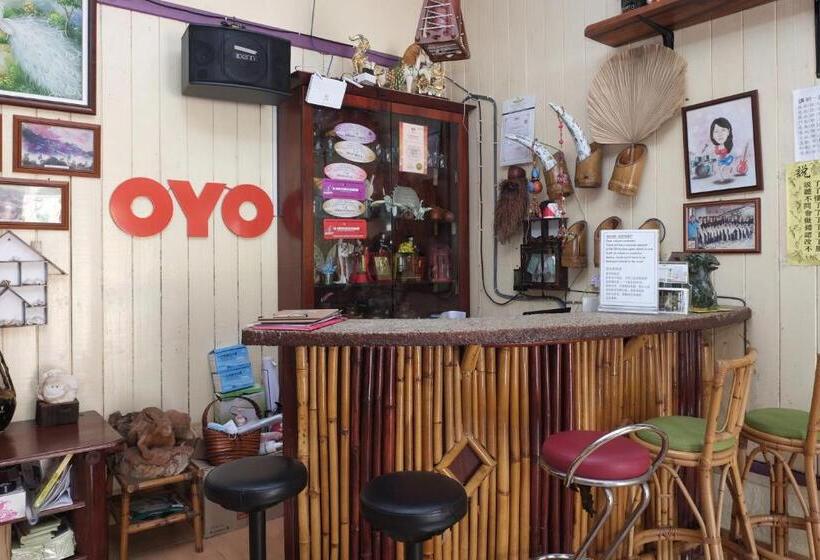 בית מלון כפרי Oyo 89928 Acf Guest House