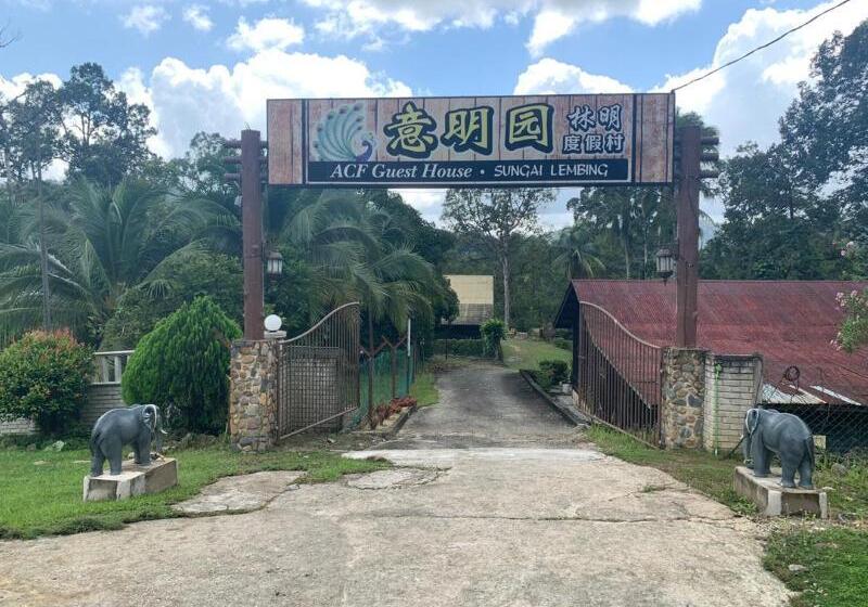 בית מלון כפרי Oyo 89928 Acf Guest House