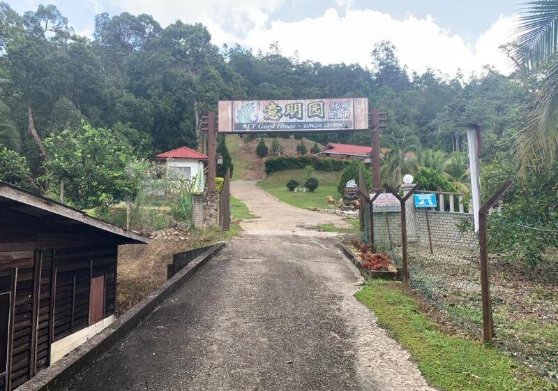 בית מלון כפרי Oyo 89928 Acf Guest House