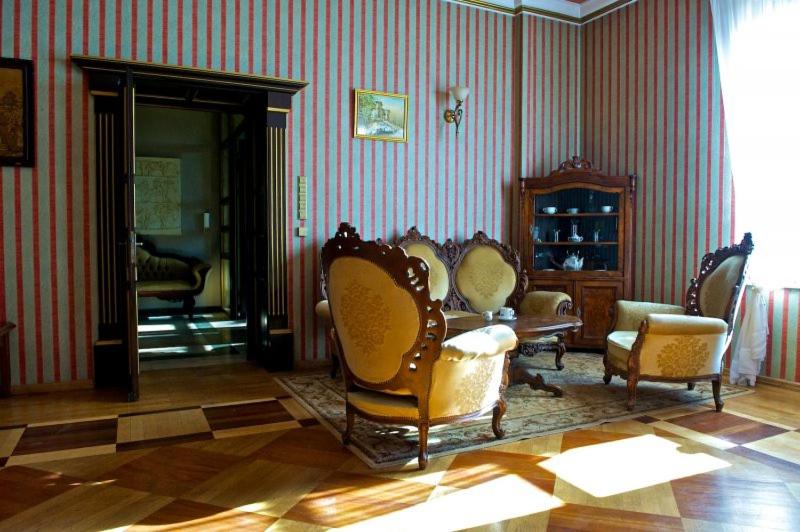 Отель Pałac W Małkowie