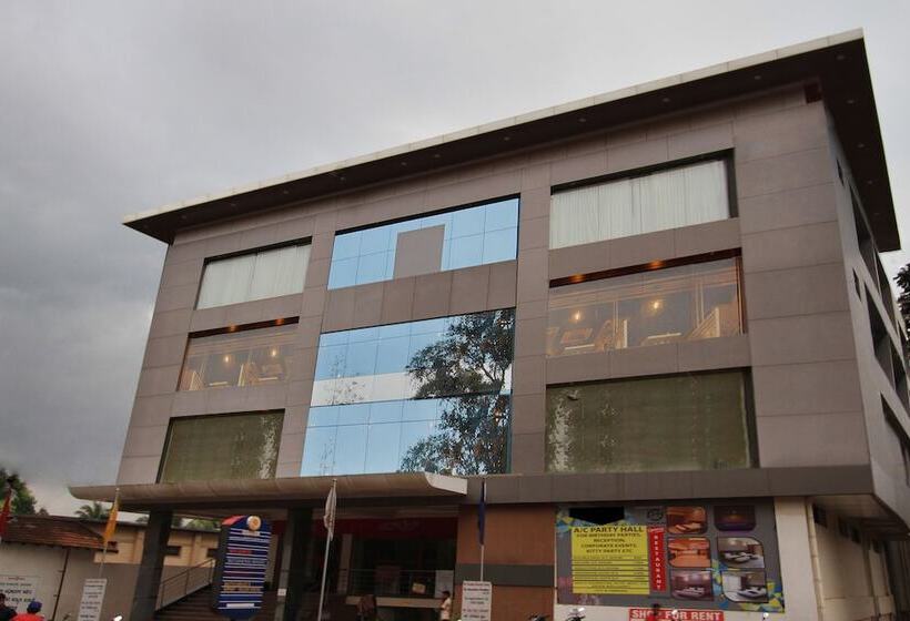 בית מלון כפרי Parkview Inn By Oyo Rooms