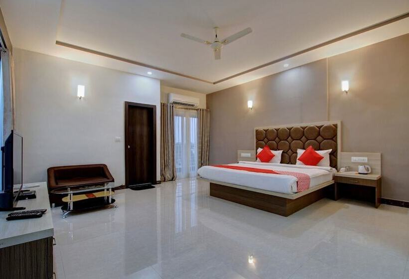 בית מלון כפרי Parkview Inn By Oyo Rooms