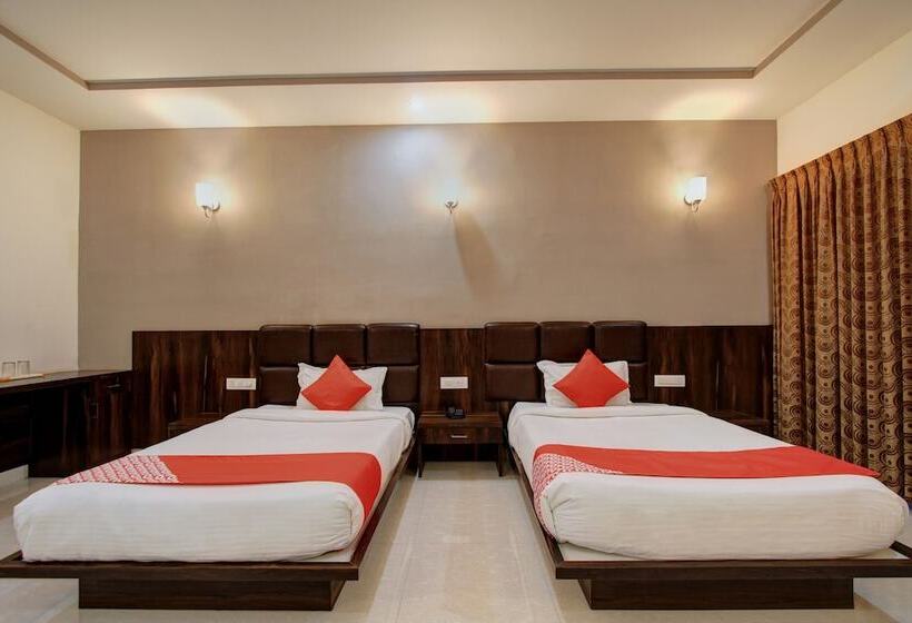 בית מלון כפרי Parkview Inn By Oyo Rooms