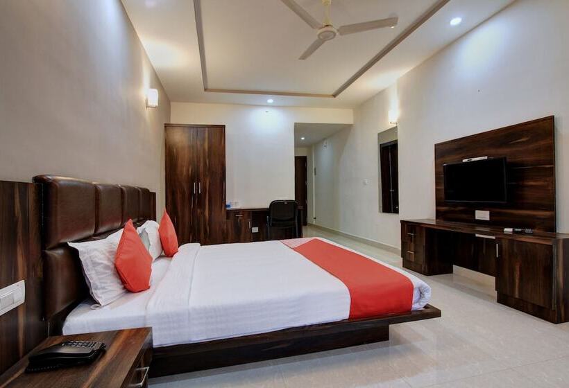 בית מלון כפרי Parkview Inn By Oyo Rooms