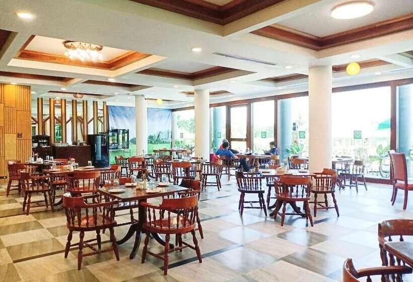 فندق Pinehurst Golf Club And