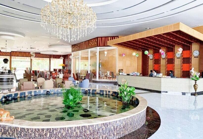 فندق Pinehurst Golf Club And