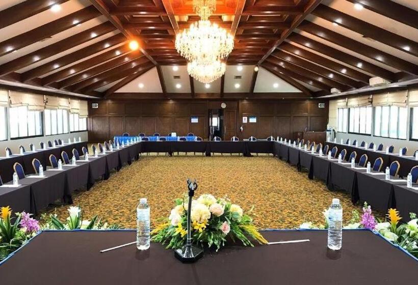 فندق Pinehurst Golf Club And