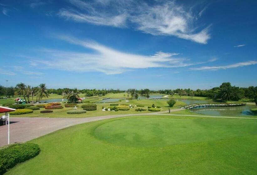 فندق Pinehurst Golf Club And