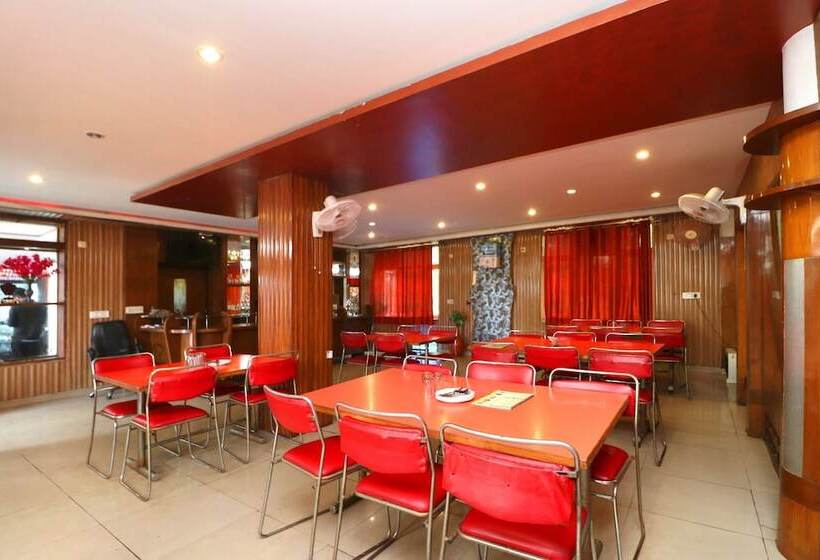 호텔 Punjab Residency By Oyo Rooms