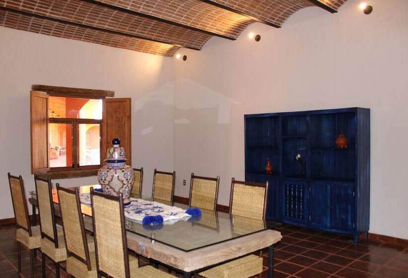 فندق Santa Martha