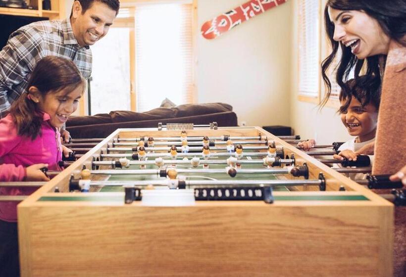 ホテル Ski Trails 4042