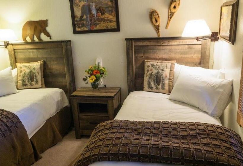 ホテル Ski Trails 4042