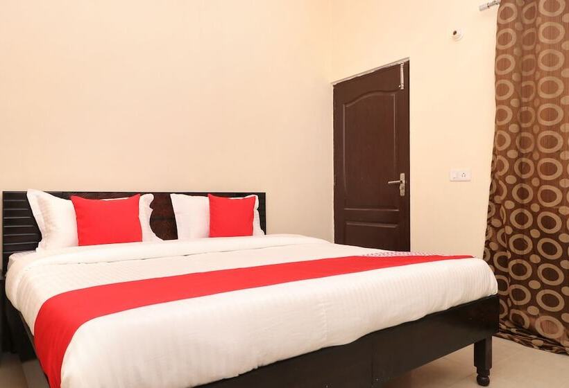 호텔 Sunroof By Oyo Rooms